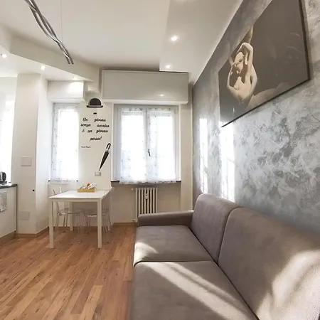 N&ghomesweethome Canova Accogliente - Affari 公寓 *